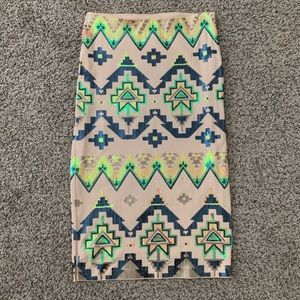 Small Express Cream Aztec patterned stretch skirt